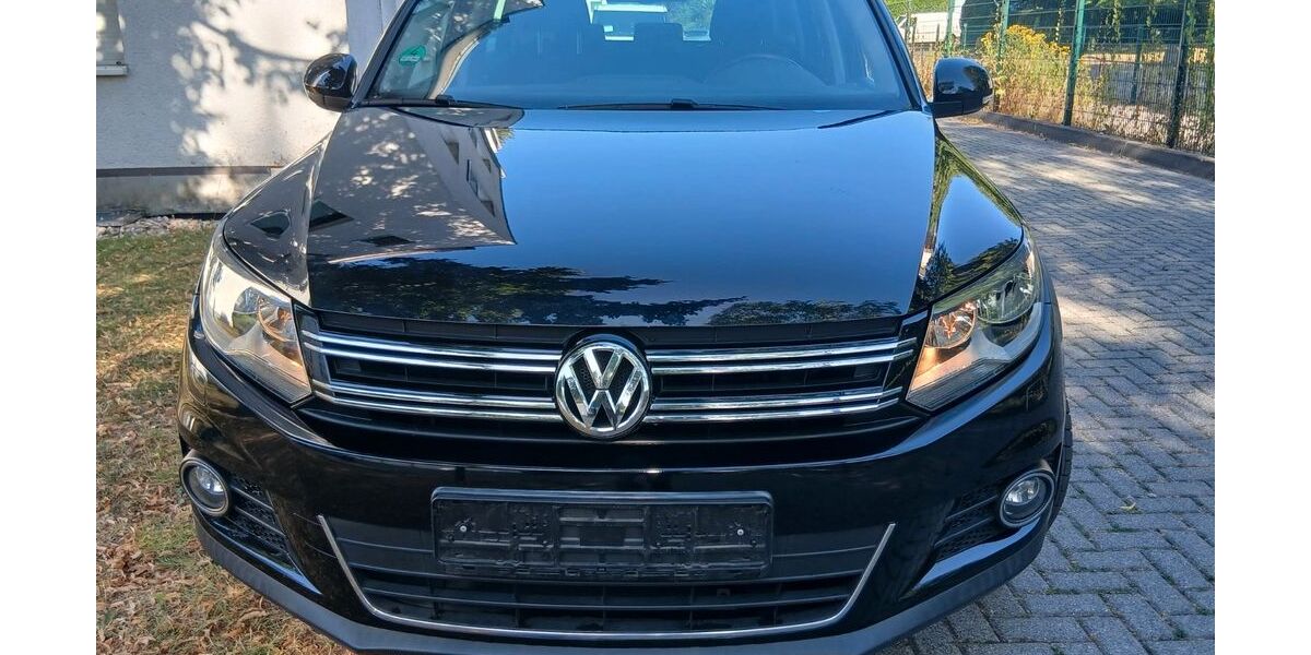 VW Tiguan 77.000 km 9.500 &euro; Bochum 44805