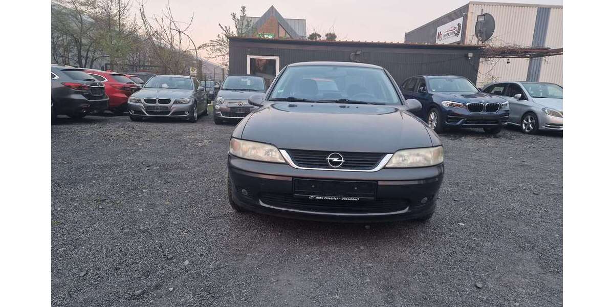 Opel Vectra 134.000 km 1.990 &euro; Bottrop 46238