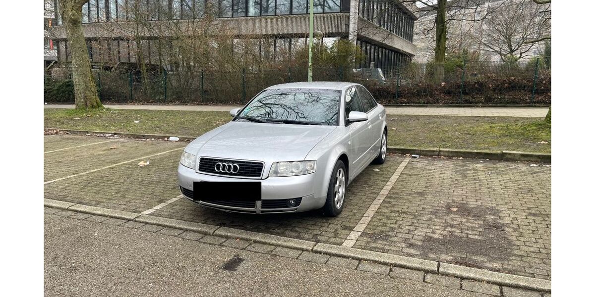 Audi A4 219.000 km 1.800 &euro; Essen 45355
