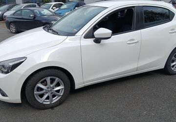 Mazda 2 126.000 km 8.990 &euro; Recklinghausen 45659