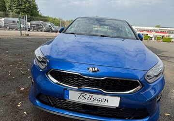 Kia ceed / Ceed 78.000 km 13.900 &euro; Schwelm 58332
