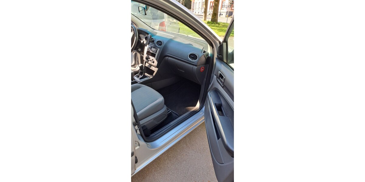 Ford Focus 204.123 km 2.000 &euro; Schwelm 58332