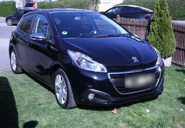 Peugeot 208 98.921 km 6.400 &euro; Essen 45309