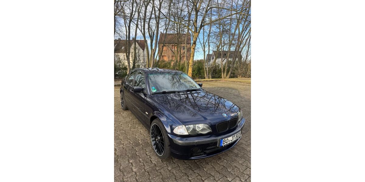 BMW 318 237.769 km 2.100 &euro; Recklinghausen 45661