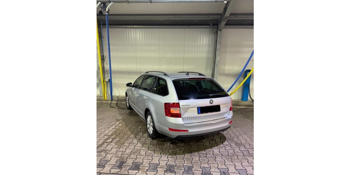 Skoda Octavia 294.100 km 5.999 &euro; Dortmund 44147