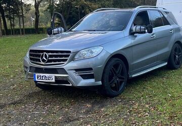 Mercedes-Benz ML 350 170.000 km 21.600 &euro; Oberhausen 46145
