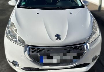 Peugeot 208 103.049 km 6.500 &euro; Dortmund 44379