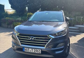 Hyundai TUCSON 63.000 km 17.500 &euro; bochum 44867