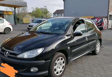 Peugeot 206 120.000 km 2.000 &euro; Südostviertel (Essen) 45139