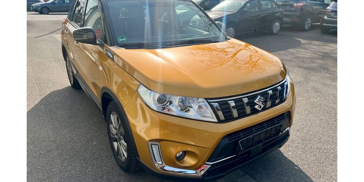 Suzuki Vitara 18.000 km 15.999 &euro; Recklinghausen 45663