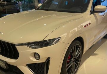 Maserati Levante 59.900 km 82.950 &euro; Schwerte 58239