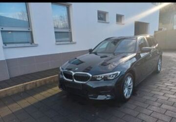 BMW 318 78.000 km 17.999 &euro; Bochum 44791