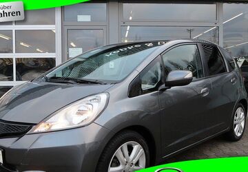 Honda Jazz 77.178 km 10.640 &euro; Marl 45772