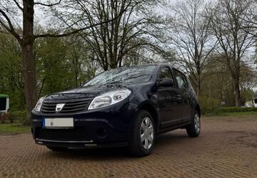 Dacia Sandero 128.000 km 1.999 &euro; Dortmund 44339
