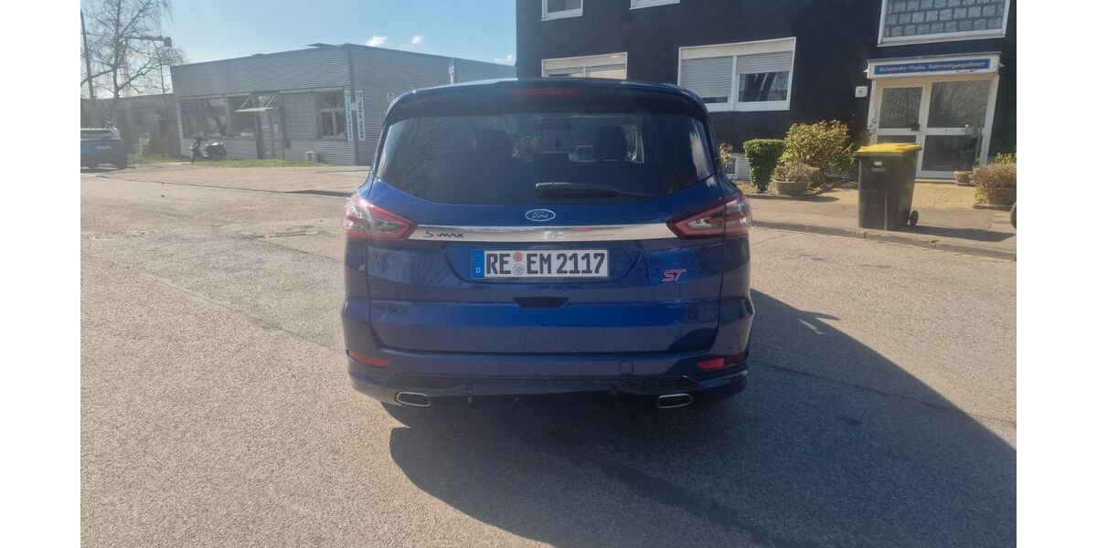 Ford S-Max 192.000 km 13.800 &euro; Gladbeck 45968
