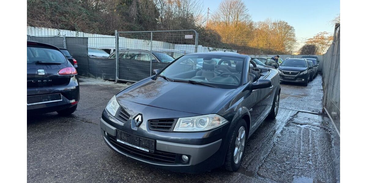 Renault Megane 147.000 km 2.800 &euro; Essen 45143