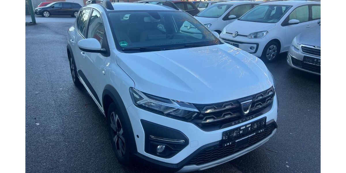 Dacia Sandero 108.000 km 11.699 &euro; Recklinghausen 45663