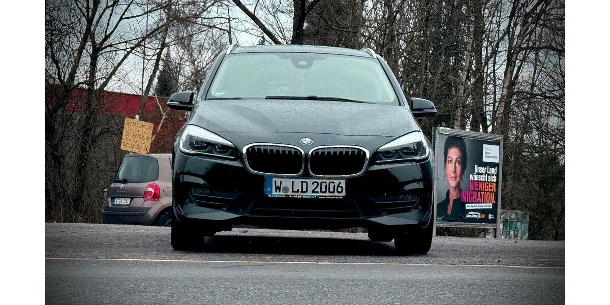 BMW 218 Gran Tourer 84.000 km 16.500 &euro; Wuppertal 42289