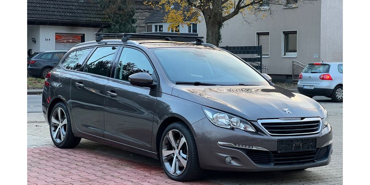 Peugeot 308 150.000 km 7.900 &euro; Essen 45356