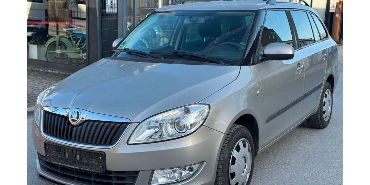 Skoda Fabia 127.000 km 6.299 &euro; DORTMUND 44263