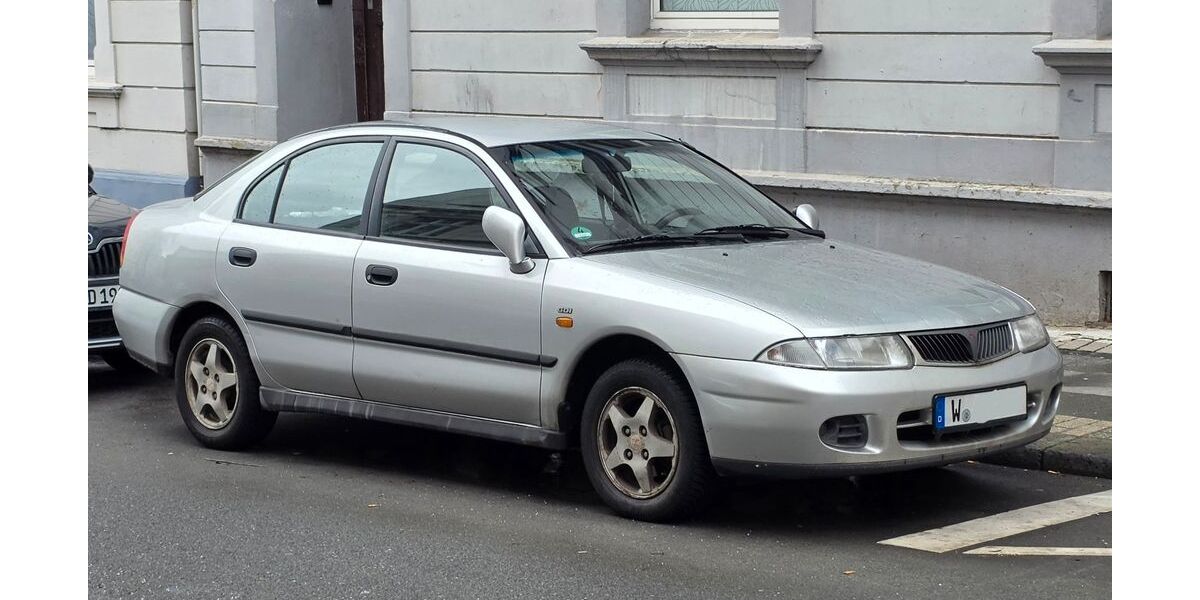 Mitsubishi Carisma 285.470 km 1.950 &euro; Wuppertal 42107