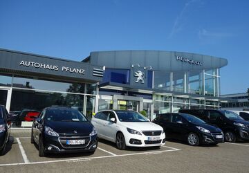 Peugeot 208 16.123 km 14.885 &euro; Bochum 44801