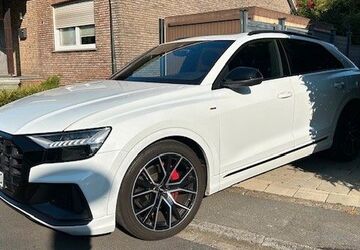 Audi Q8 130.000 km 49.999 &euro; Recklinghausen 45659