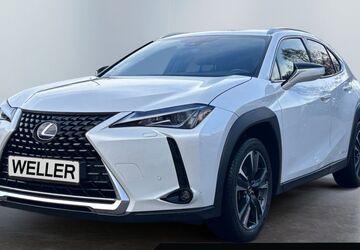 Lexus UX 13.500 km 29.870 &euro; Dortmund 44143