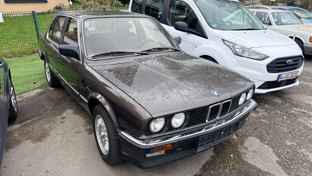 BMW 320 153.000 km 17.999 &euro; Wuppertal 42115