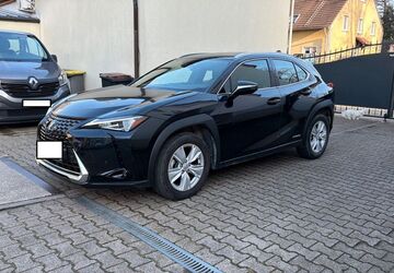 Lexus UX 52.000 km 22.609 &euro; Bottrop 46240