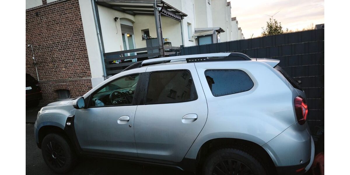 Dacia Duster 89.000 km 12.500 &euro; Gladbeck 45968