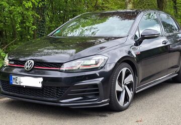 VW Golf 66.500 km 20.799 &euro; velbert 42551