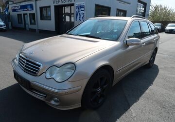 Mercedes-Benz C 220 190.500 km 2.000 &euro; Bochum 44803