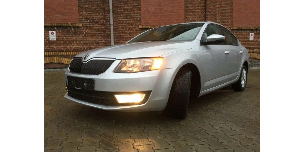 Skoda Octavia 96.980 km 8.999 &euro; Mülheim an der Ruhr 45476