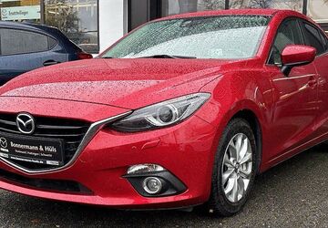 Mazda 3 120.819 km 12.980 &euro; Dortmund 44263