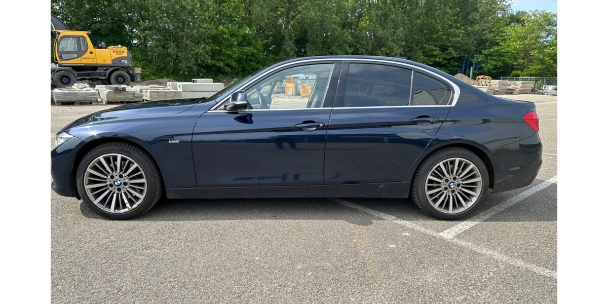 BMW 330 87.337 km 26.999 &euro; Gelsenkirchen 45879