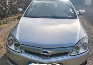 Opel Tigra 136.425 km 3.000 &euro; Oberhausen 46047
