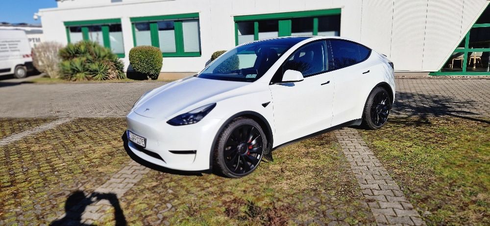 Tesla Model Y 86.000 km 41.000 &euro; Dortmund 44319