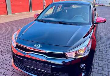 Kia Rio 80.339 km 9.999 &euro; Oberhausen 46145