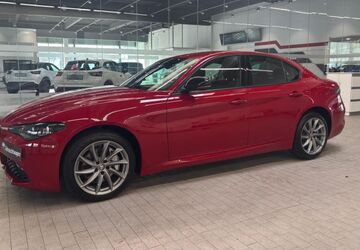 Alfa Romeo Giulia 13.922 km 33.880 &euro; Oberhausen 46049