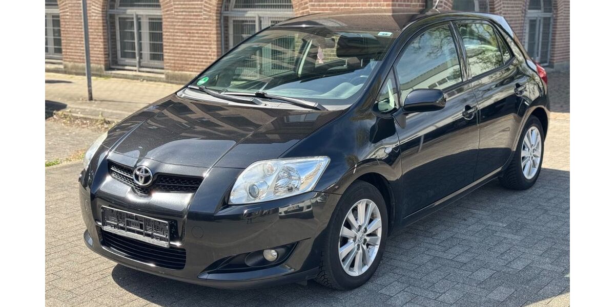 Toyota Auris 219.500 km 2.999 &euro; Mülheim an der Ruhr 45473