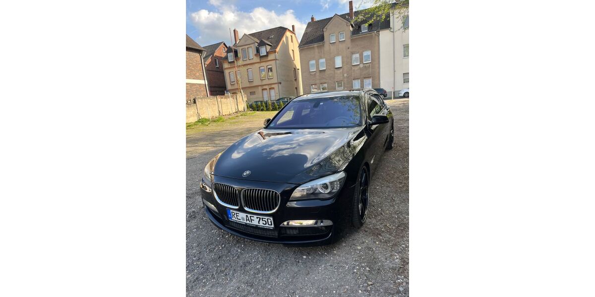 BMW 750 94.000 km 16.200 &euro; Recklinghausen 45657