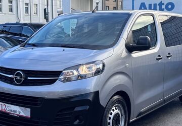 Opel Vivaro 69.651 km 21.850 &euro; Oberhausen 46045