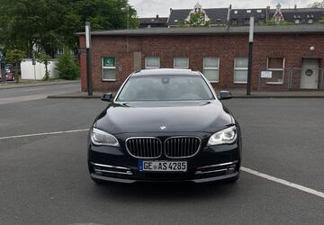 BMW 730 235.000 km 15.900 &euro; Gelsenkirchen 45889