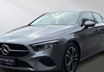 Mercedes-Benz A 180 9.429 km 29.120 &euro; Dortmund 44147