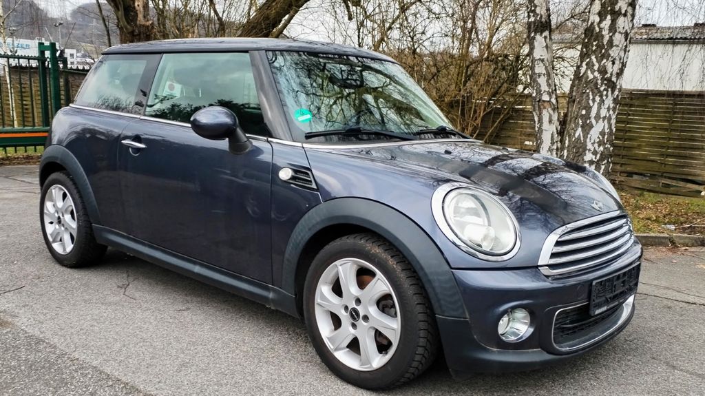 Mini ONE 128.000 km 5.900 &euro; Schwelm 58332