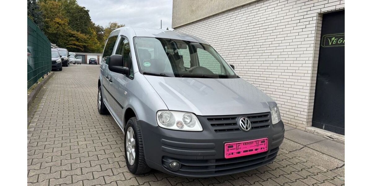 VW Caddy 149.000 km 3.999 &euro; Essen 45143