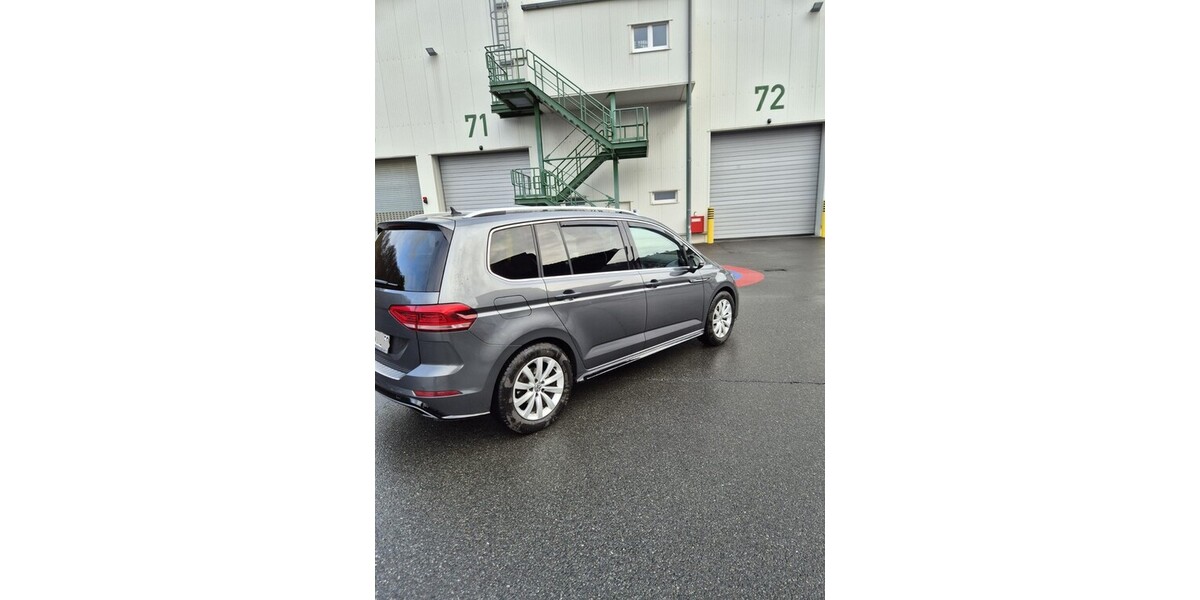 VW Touran 54.300 km 28.100 &euro; Hagen 58095
