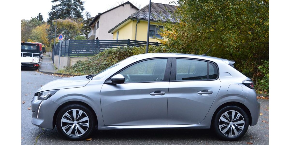 Peugeot 208 25.000 km 11.499 &euro; Wuppertal 42279