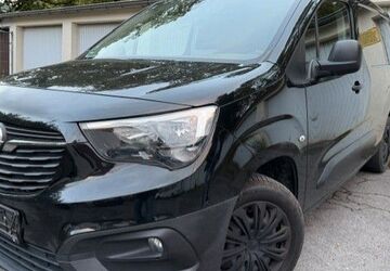 Opel Combo 147.000 km 8.390 &euro; Dortmund 44328